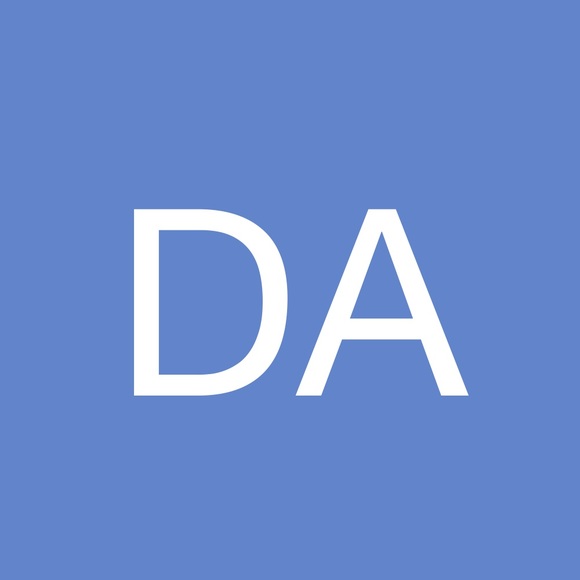 Profile Picture of Darryl Andrews (@drewsjr) on Poshmark