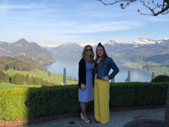 Profile Picture of Linda Pulli (@l_pulli) on Poshmark