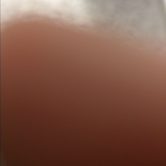 Profile Picture of Ff Ggh (@cht) on Poshmark