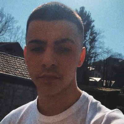 Profile Picture of Tom Simonis (@pakpak6s) on Twitter