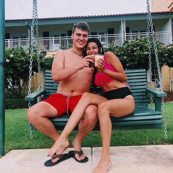 Profile Picture of Matthew Golden (@magold9564) on Poshmark