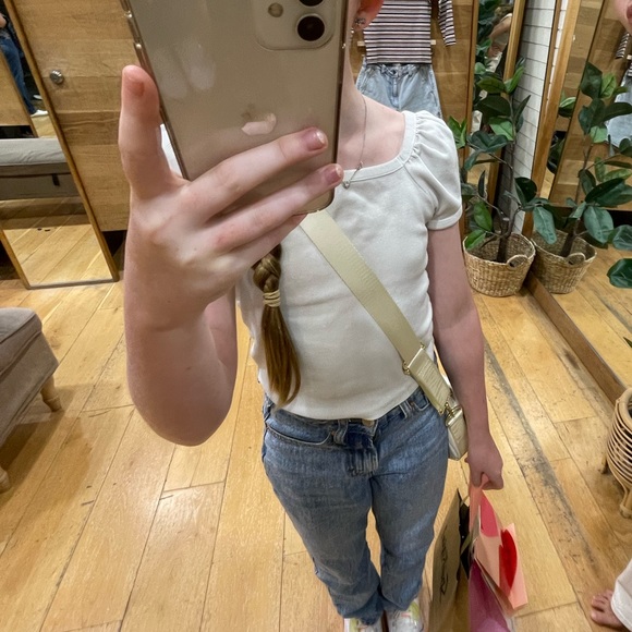 Profile Picture of Kiara Raeburn (@raeburnkiara1) on Poshmark