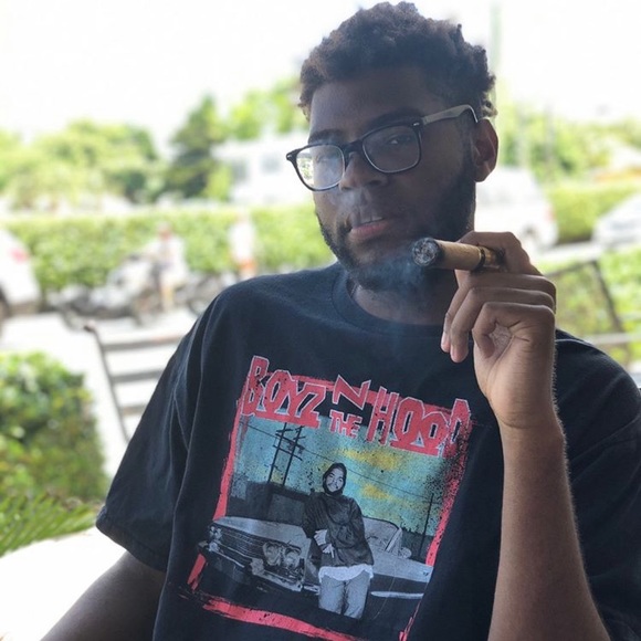 Profile Picture of Daran Mcgann (@dare5566077) on Poshmark