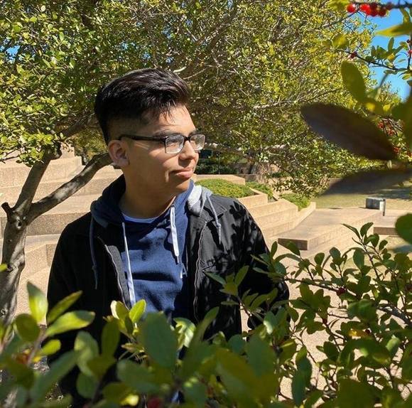 Profile Picture of Danny Jauregui (@daniel8448) on Poshmark