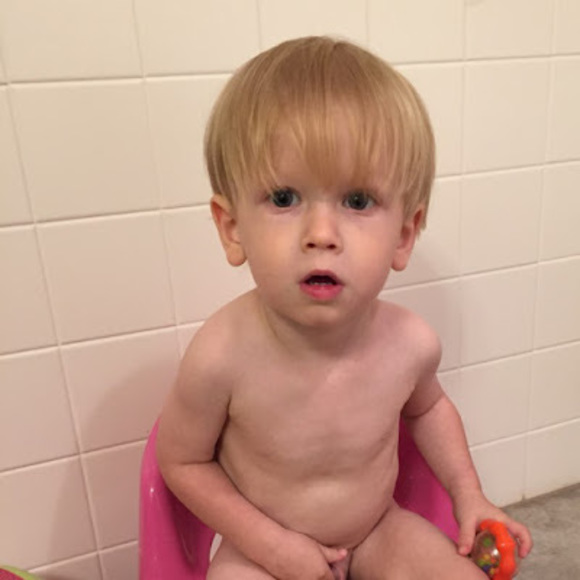 Profile Picture of Taryn Dunaisky (@taryn921) on Poshmark