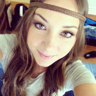 Profile Picture of Isabelle Gallegos (@giddysoldier10) on Twitter