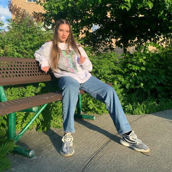 Profile Picture of Stephanie Kurganov (@stephanie1836k) on Poshmark