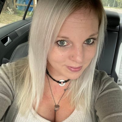 Profile Picture of Crystal Raper (@CrystalRaper2) on Twitter