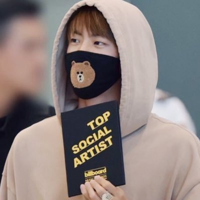 Profile Picture of Mincho  🪴 (@modoodattarahae) on Twitter