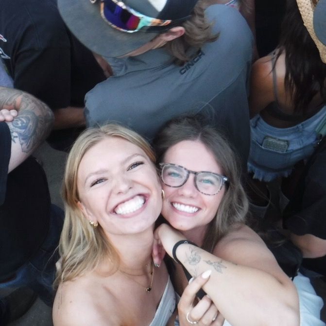 Profile Picture of hëidï (@heidinoelschneiderr) on Tiktok