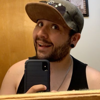 Profile Picture of Aaron (@AaronIrving94) on Twitter
