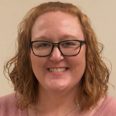 Profile Picture of Amanda Baer  🍎 (@MrsBaer1) on Twitter