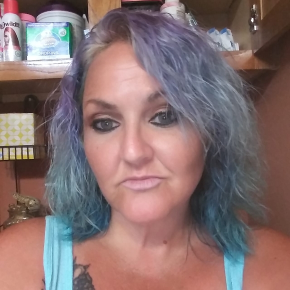 Profile Picture of Misty Ivy (@missmasterdawn) on Poshmark