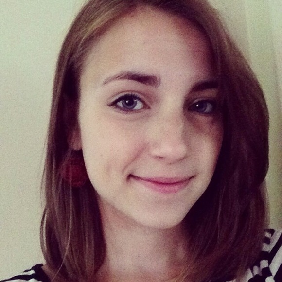 Profile Picture of Hope Reinecke (@hopereinecke16) on Poshmark