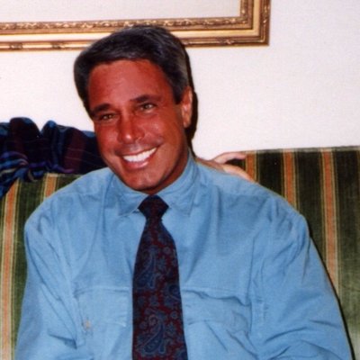 Profile Picture of Derek Stapleton (@dereksfl) on Twitter