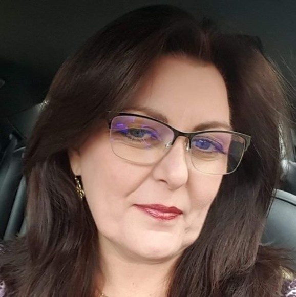 Profile Picture of Stephanie forbes Collingwood (@smcfrbz) on Poshmark