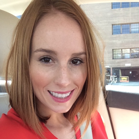 Profile Picture of Hilary Polley (@hilaryp45) on Poshmark