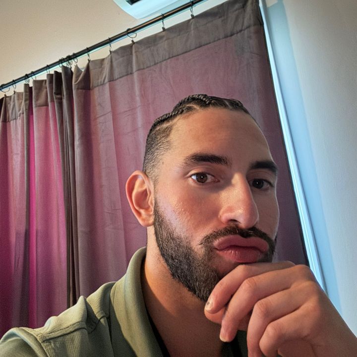 Profile Picture of John (@wagitbaby) on Tiktok