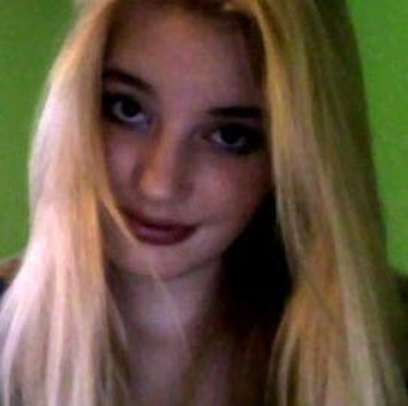 Profile Picture of Madi Hagman (@mhagman97) on Poshmark