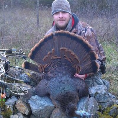 Profile Picture of Matt Rifenburg (@Buckslay23) on Twitter