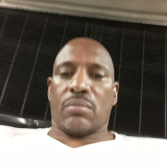 Profile Picture of William Cook (@cooksta) on Poshmark