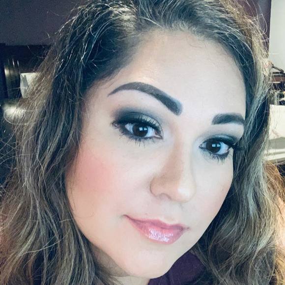 Profile Picture of Brandy Ramirez (@queenb519) on Poshmark