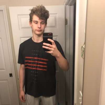 Profile Picture of Stephen Vandenberg (@Stephen_VDB1) on Twitter