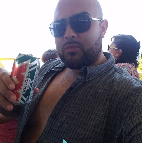 Profile Picture of Cantu Jesse (@956rogelio) on Poshmark
