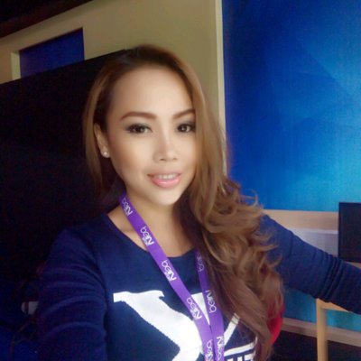 Profile Picture of Daphne John (@DaphjrJohn) on Twitter