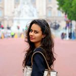 Profile Picture of Komal Jain (@a_girl_must_code) on Instagram