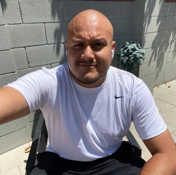 Profile Picture of Luis Arredondo (@luis_aaddl) on Poshmark