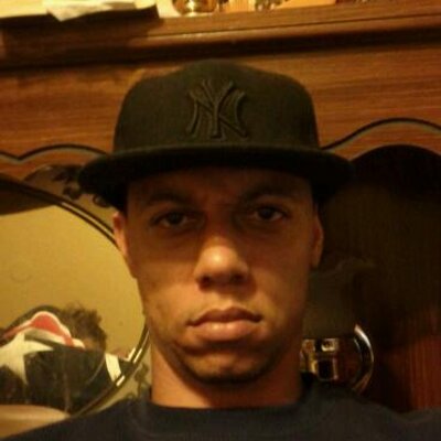 Profile Picture of Mark Barnaba (@mbpapperchaser) on Twitter