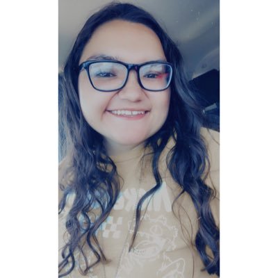 Profile Picture of 🍀 (@Arely_XO) on Twitter