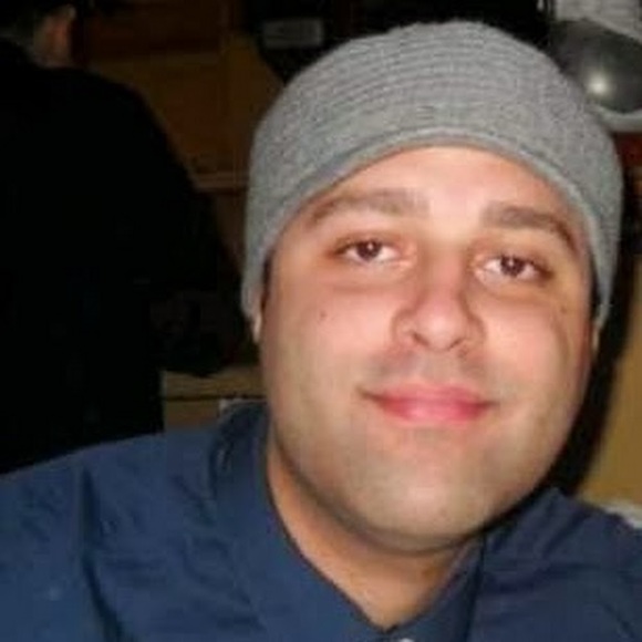 Profile Picture of Thomas Pierro (@d1marketing) on Poshmark