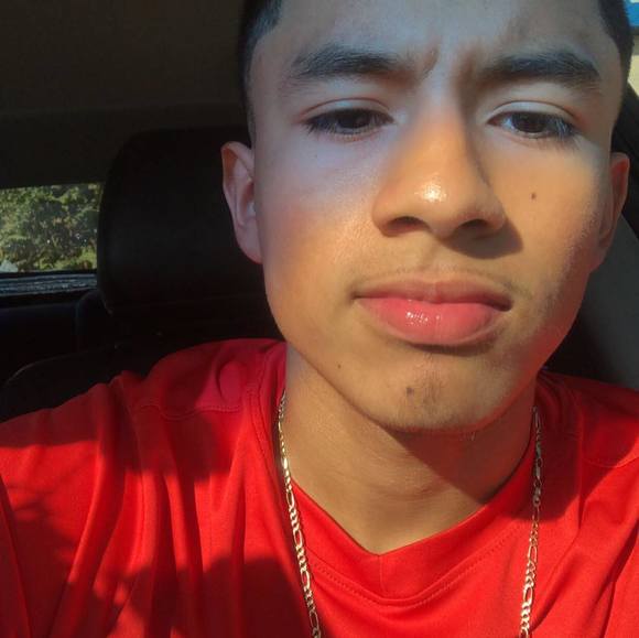 Profile Picture of David Solano (@david_5olano) on Poshmark