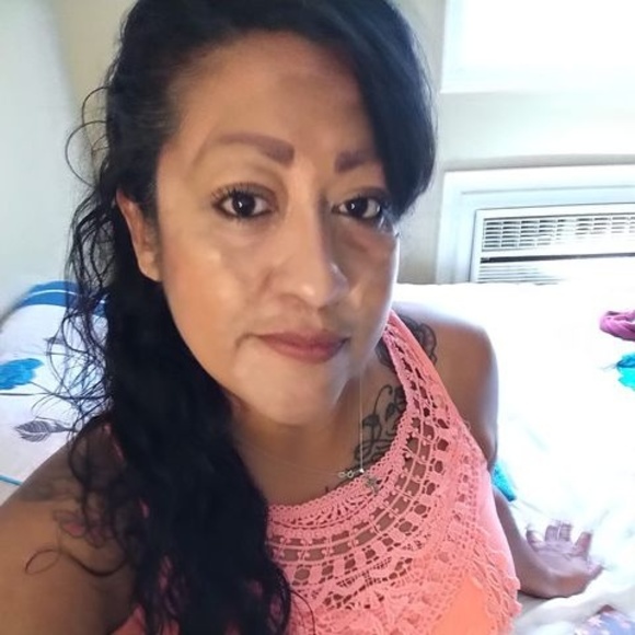 Profile Picture of Danielle Danielle (@vdanielle296) on Poshmark