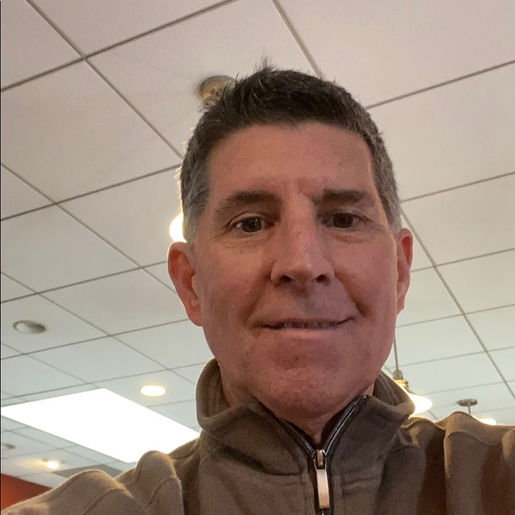 Mark Bechelli - Poshmark Profile Picture of Mark Bechelli (@markbechelli) on Poshmark