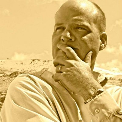 Profile Picture of Wade R Stevenson (@JonathanAvalon) on Twitter