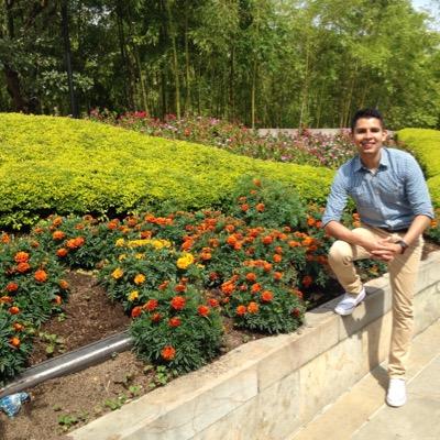 Profile Picture of John Poveda Bravo (@PovedaBravo) on Twitter