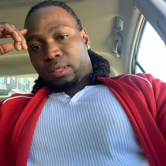 Profile Picture of Jerry Samedy (@jerrys87) on Poshmark