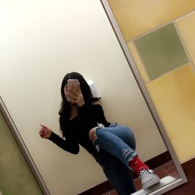 Profile Picture of SOSAKAIOR (@sophiapandom) on Pinterest