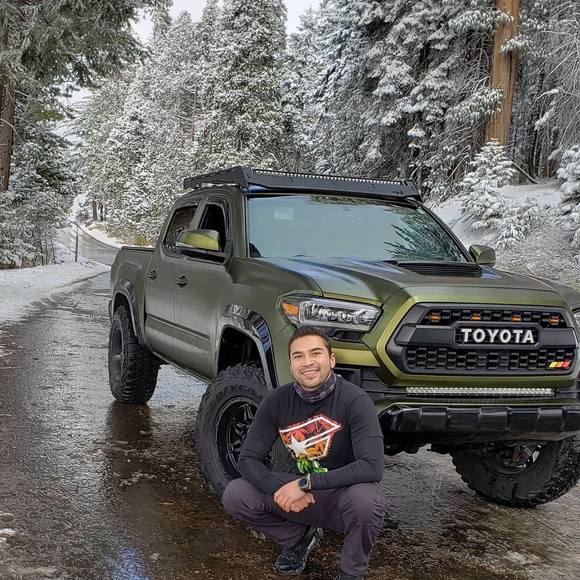 Profile Picture of Joe Perales (@tatoman619) on Poshmark