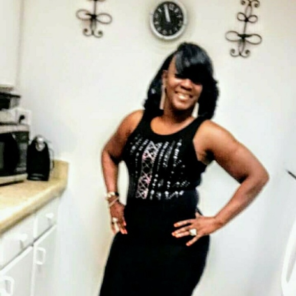 Profile Picture of Marilyn Duff (@sofine57) on Poshmark