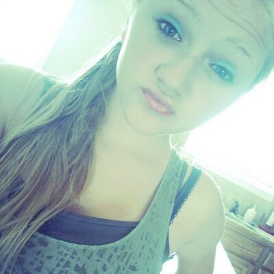 Profile Picture of Courtney Hahn (@CourtneyHahn6) on Twitter