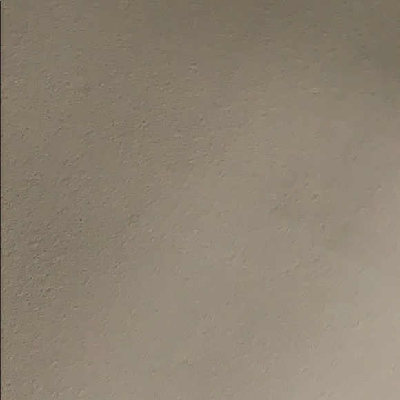 Profile Picture of Haley Dagata (@dagataforever) on Poshmark