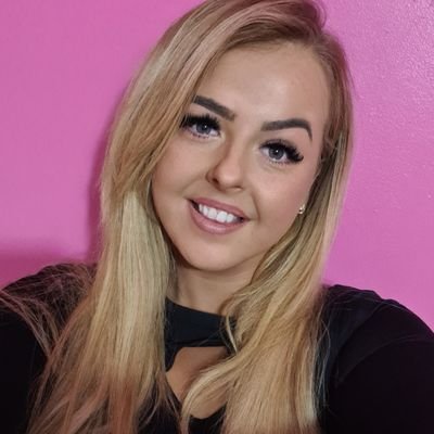 Profile Picture of Stacey Smyth (@staceysmyth1) on Twitter