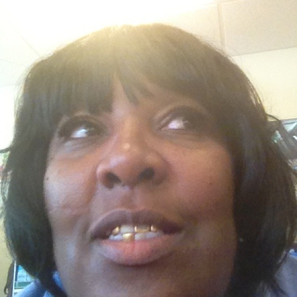 Profile Picture of Patricia Whitfield (@pernell) on Poshmark