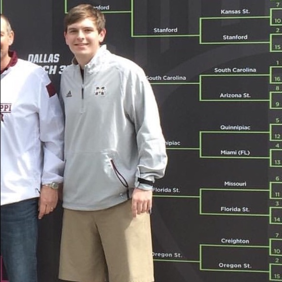 Profile Picture of Joshua Presley (@joshua_presley) on Poshmark