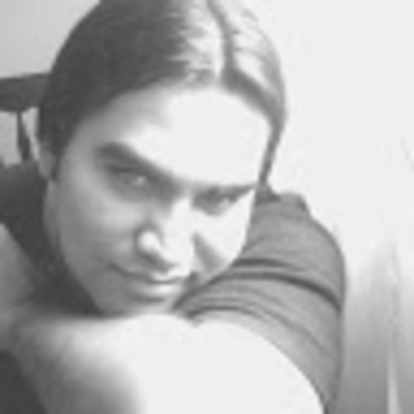 Profile Picture of Herbert Bazurto (@herbertbazurto) on Poshmark