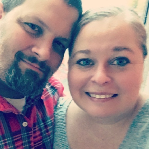 Christina Burleigh - Poshmark Profile Picture of Christina Burleigh (@cburleigh1111) on Poshmark